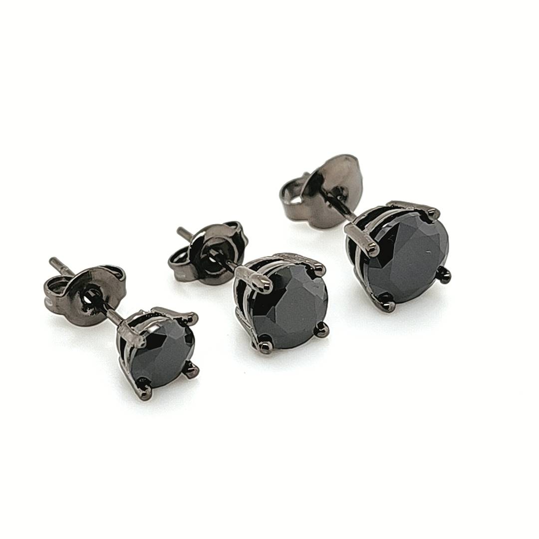 4 Prong Round Black CZ Black Earstud-White Gold